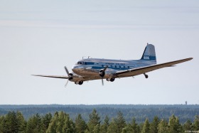 Douglas DC-3